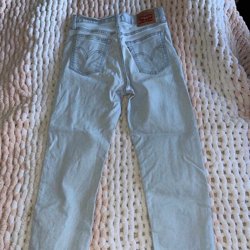 Womens Levi’s Wedgie straight jeans